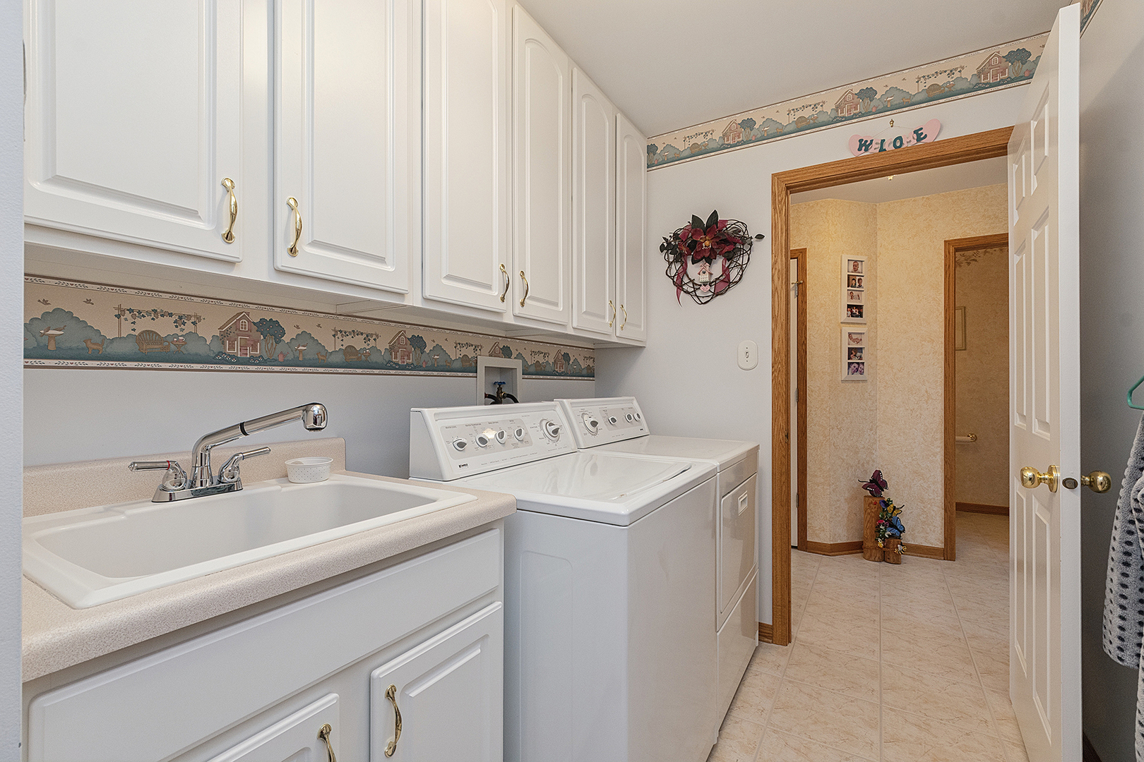 10908 Deer Point Drive Property Photo 21