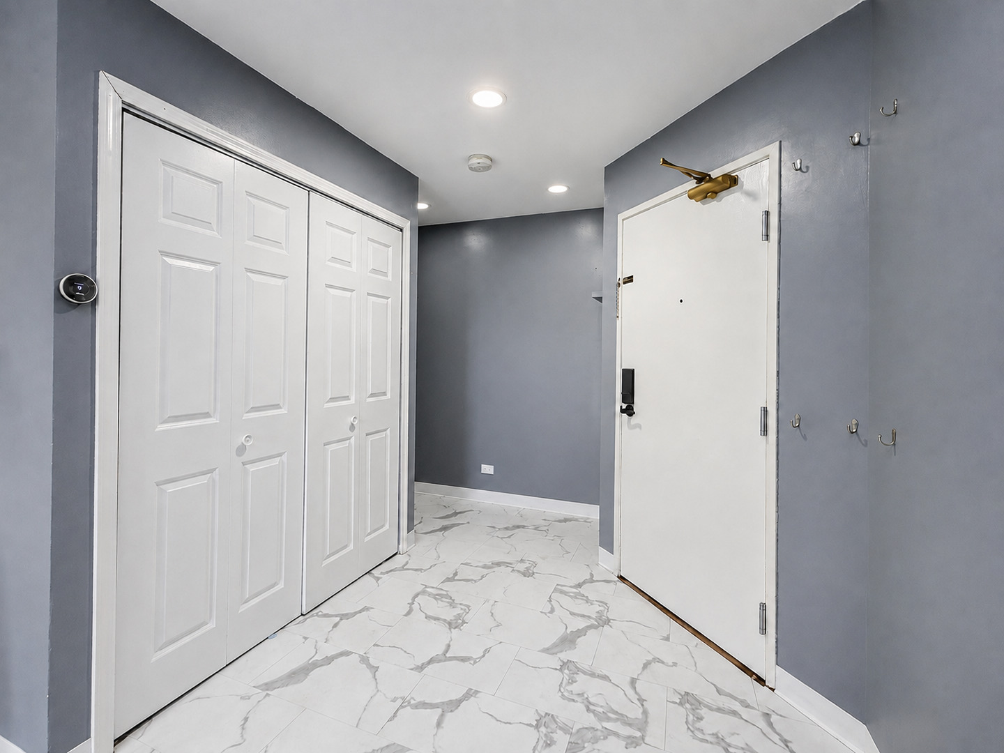 116 Gant Circle F Property Photo 3