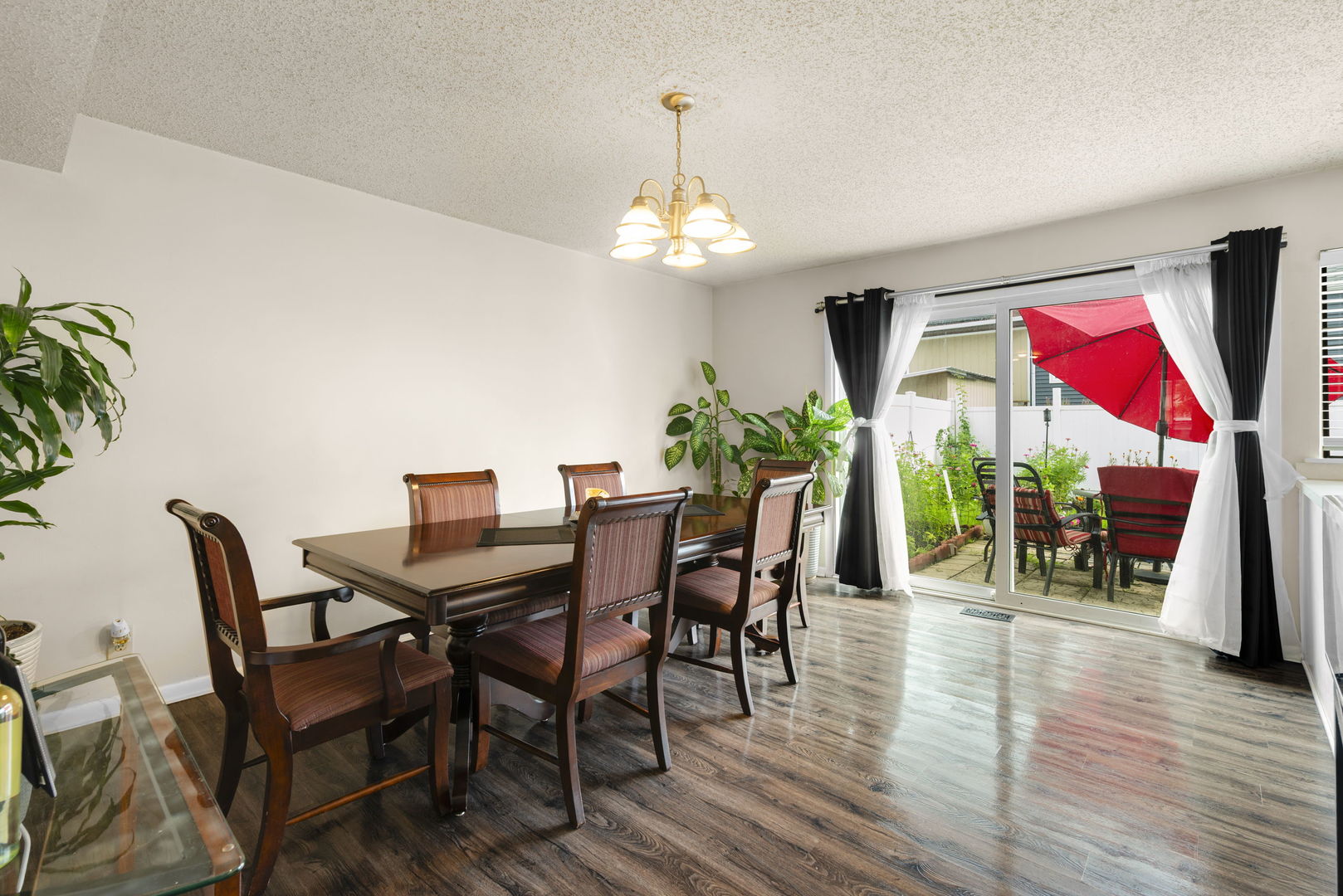 514 Gardiner Court Property Photo 6