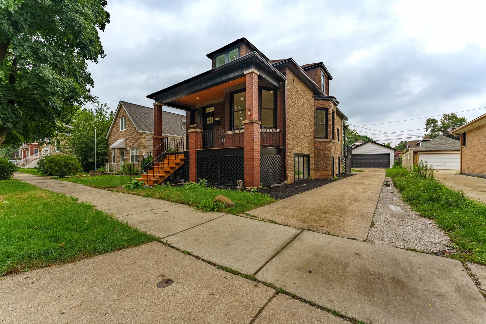 6429 28th Street Property Photo 1