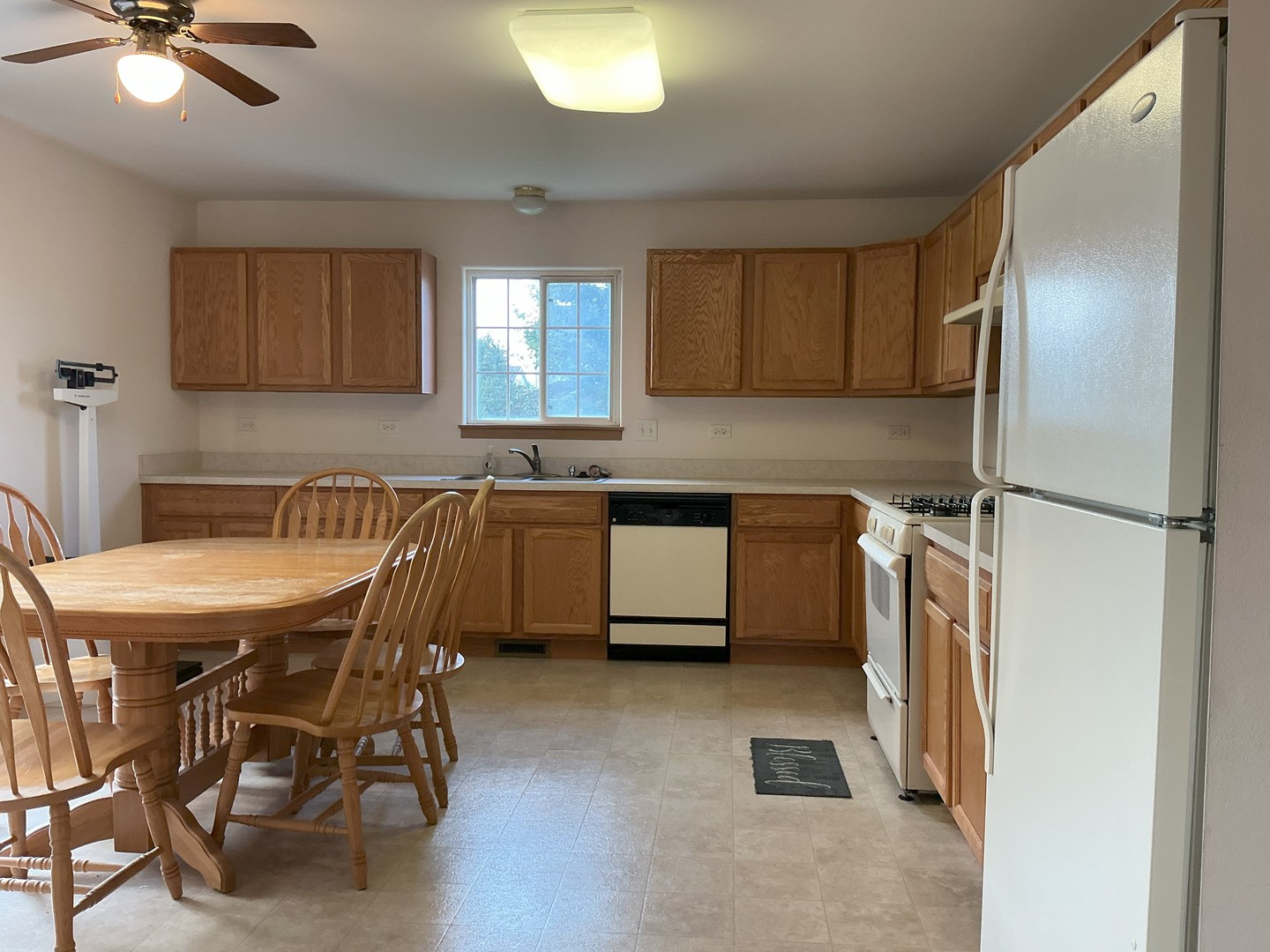 26448 W Fox Trail Property Photo 7