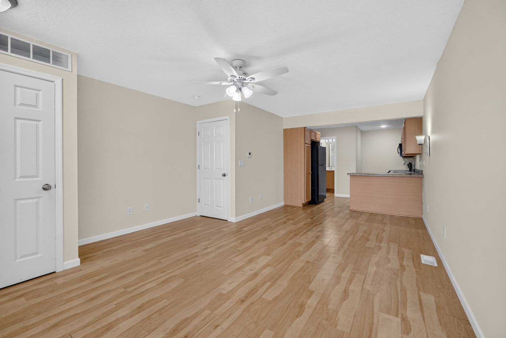 602 Prairie Meadow Drive Property Photo 4