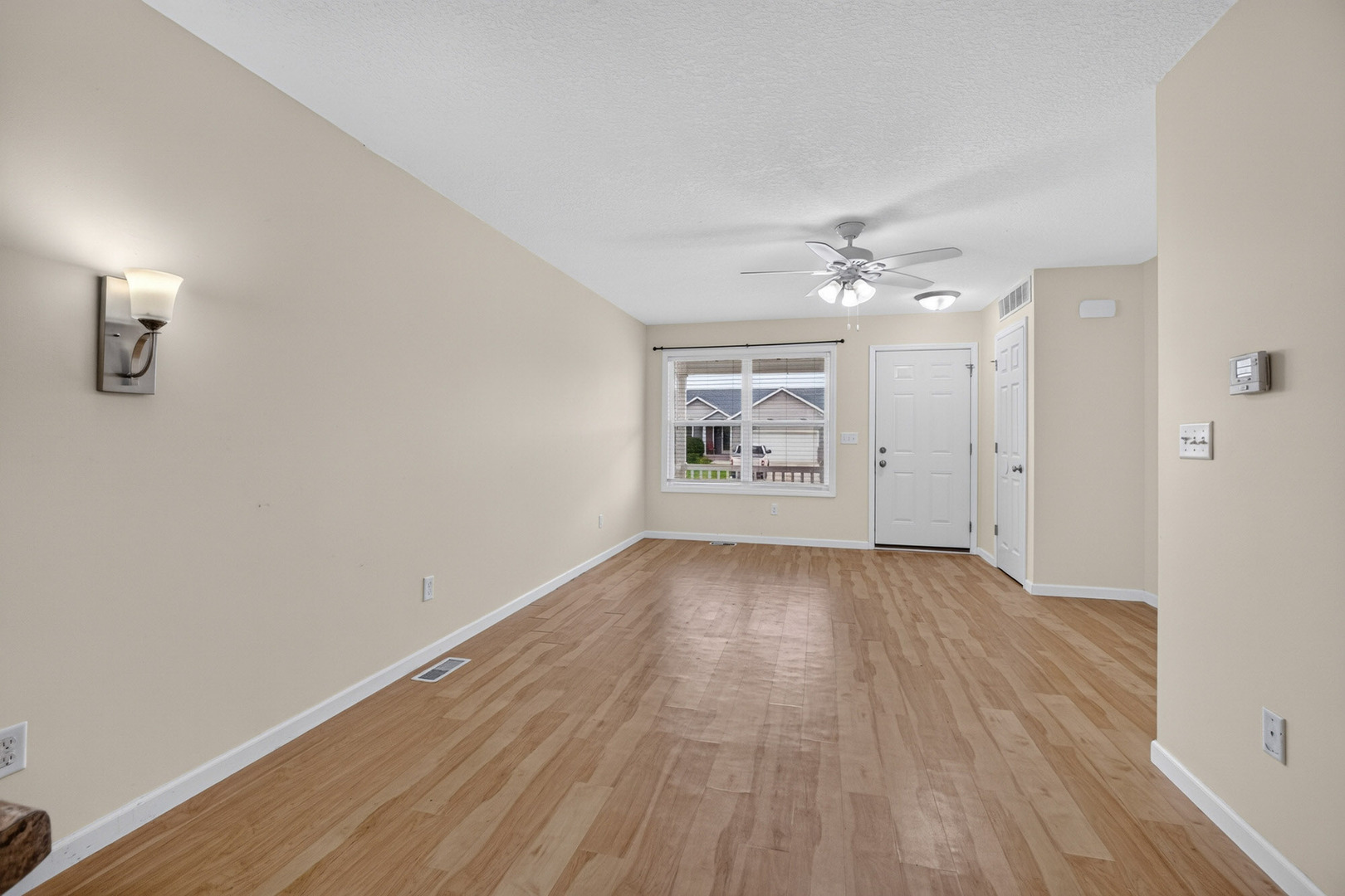 602 Prairie Meadow Drive Property Photo 7