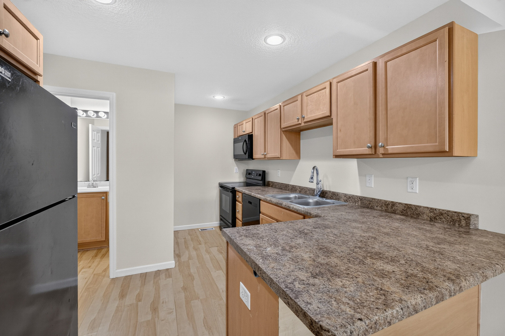602 Prairie Meadow Drive Property Photo 8