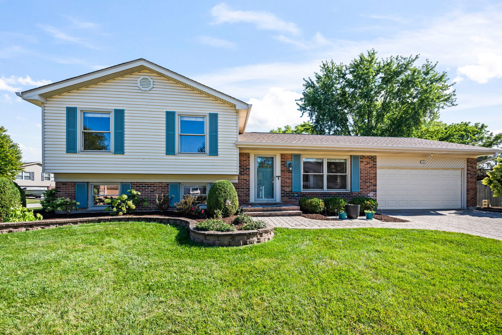 1101 Pheasant Ridge Drive Property Photo 1