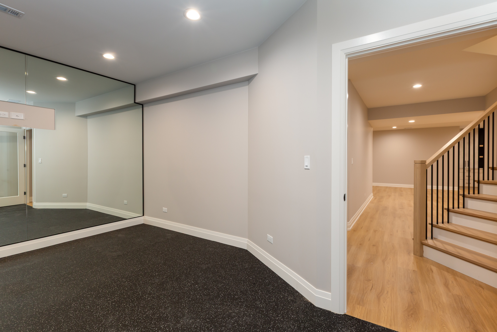 234 N Evergreen Avenue Property Photo 41