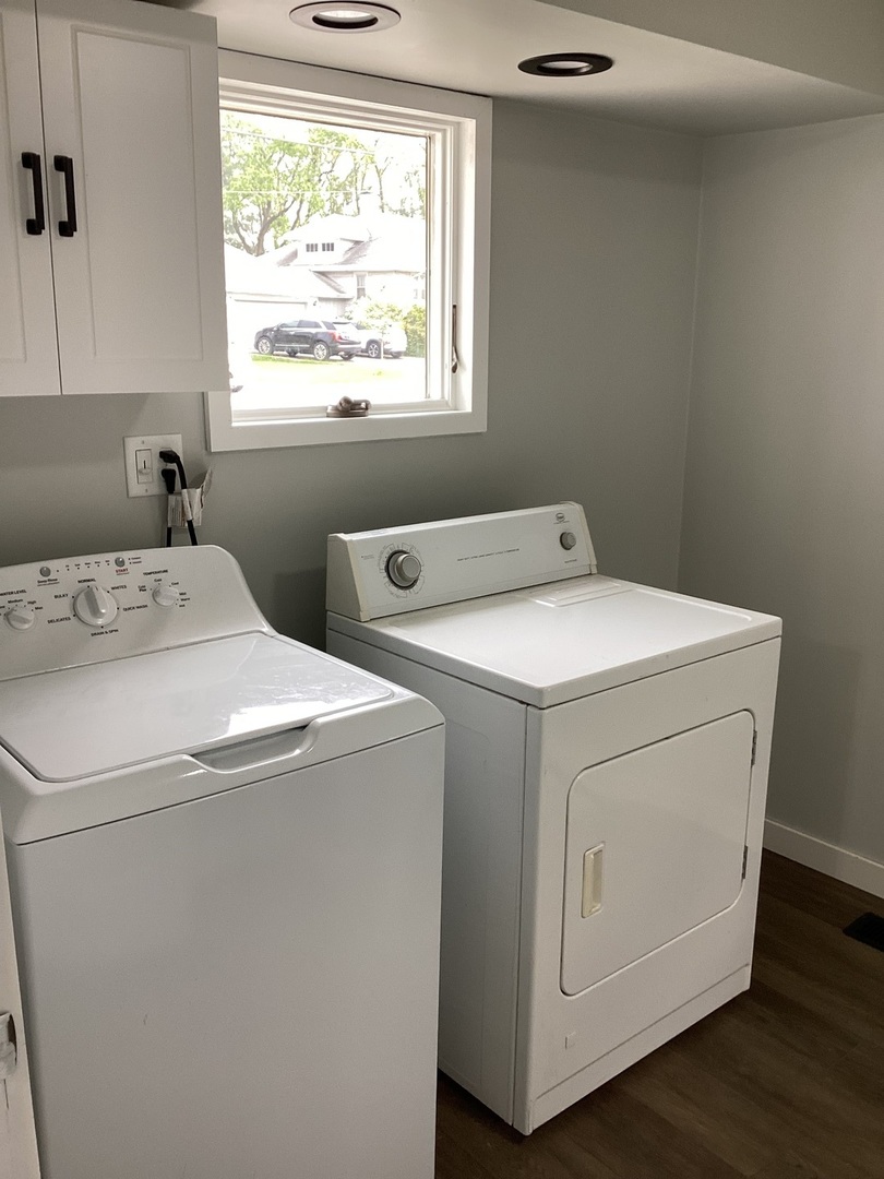 527 E 17th Street Property Photo 20