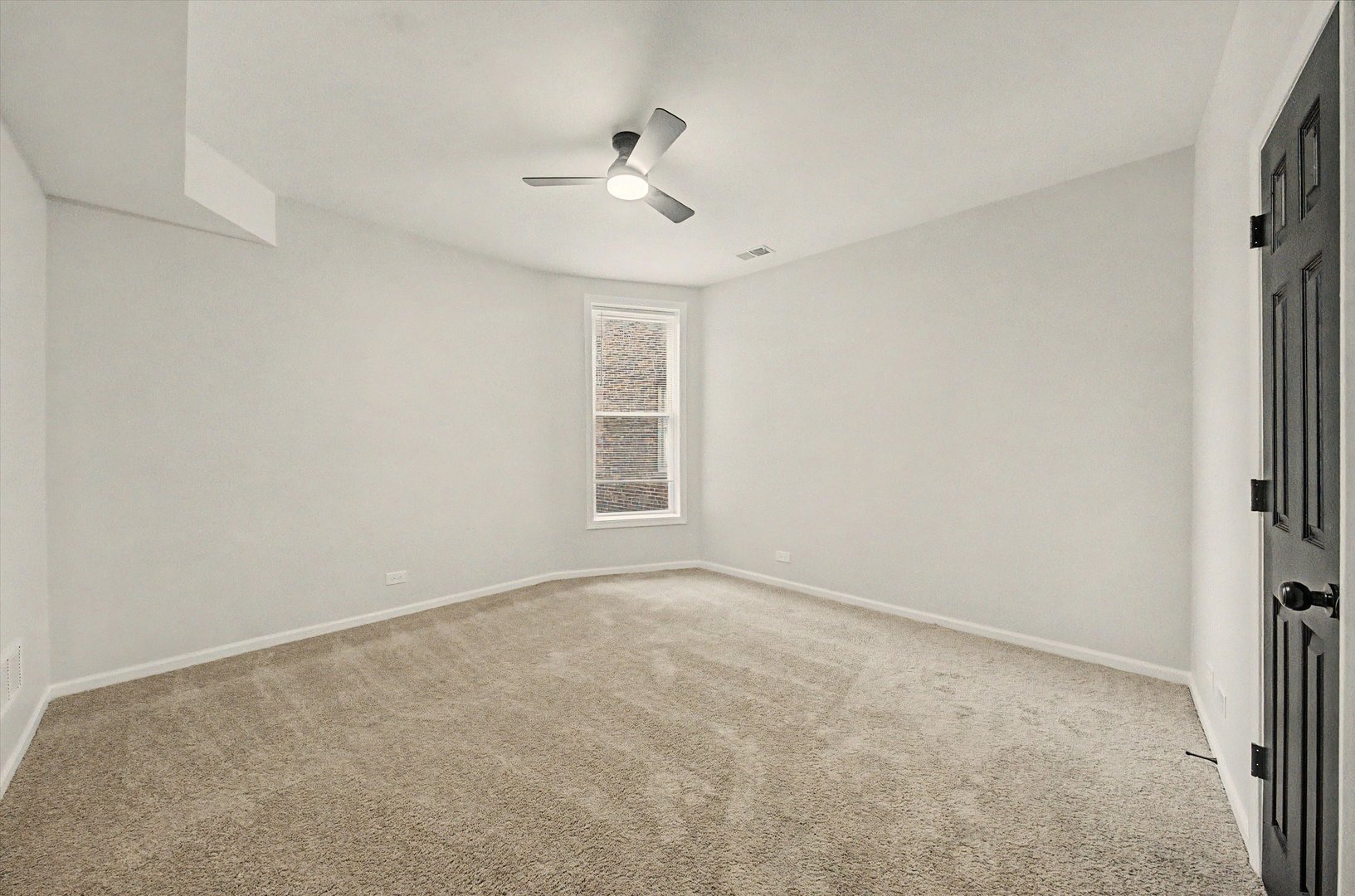 7641 S Phillips Avenue Property Photo 12
