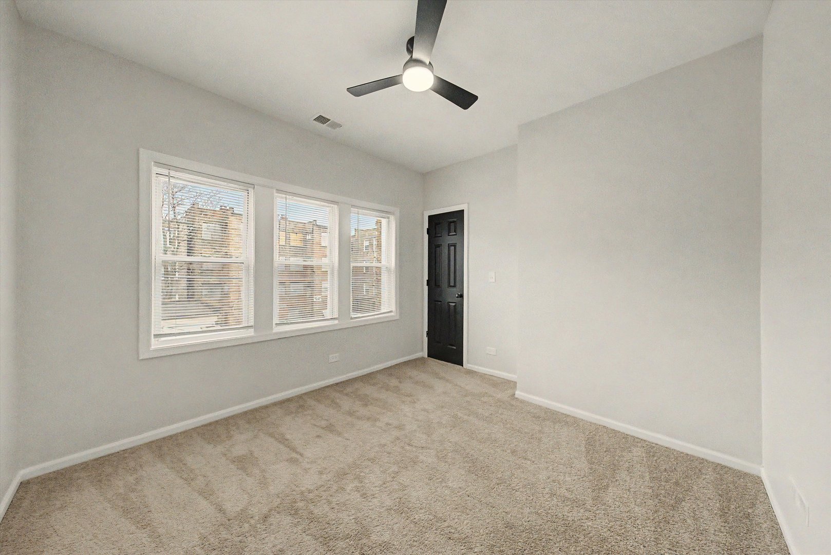 7641 S Phillips Avenue Property Photo 17