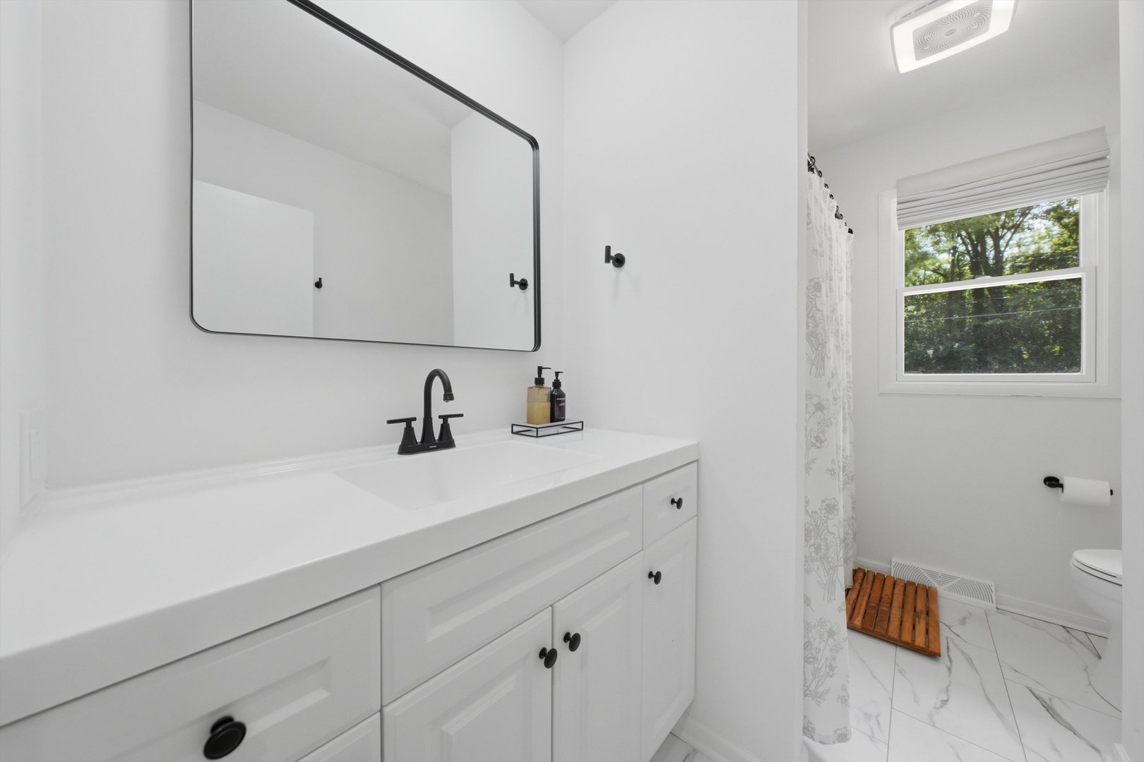 2758 Lancaster Drive Property Photo 20
