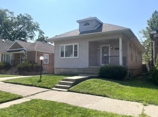 10228 S Carpenter Street Property Photo 2