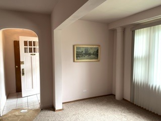 10228 S Carpenter Street Property Photo 4