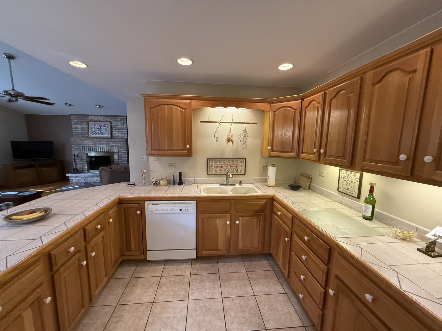 3940 Gloucester Drive Property Photo 13