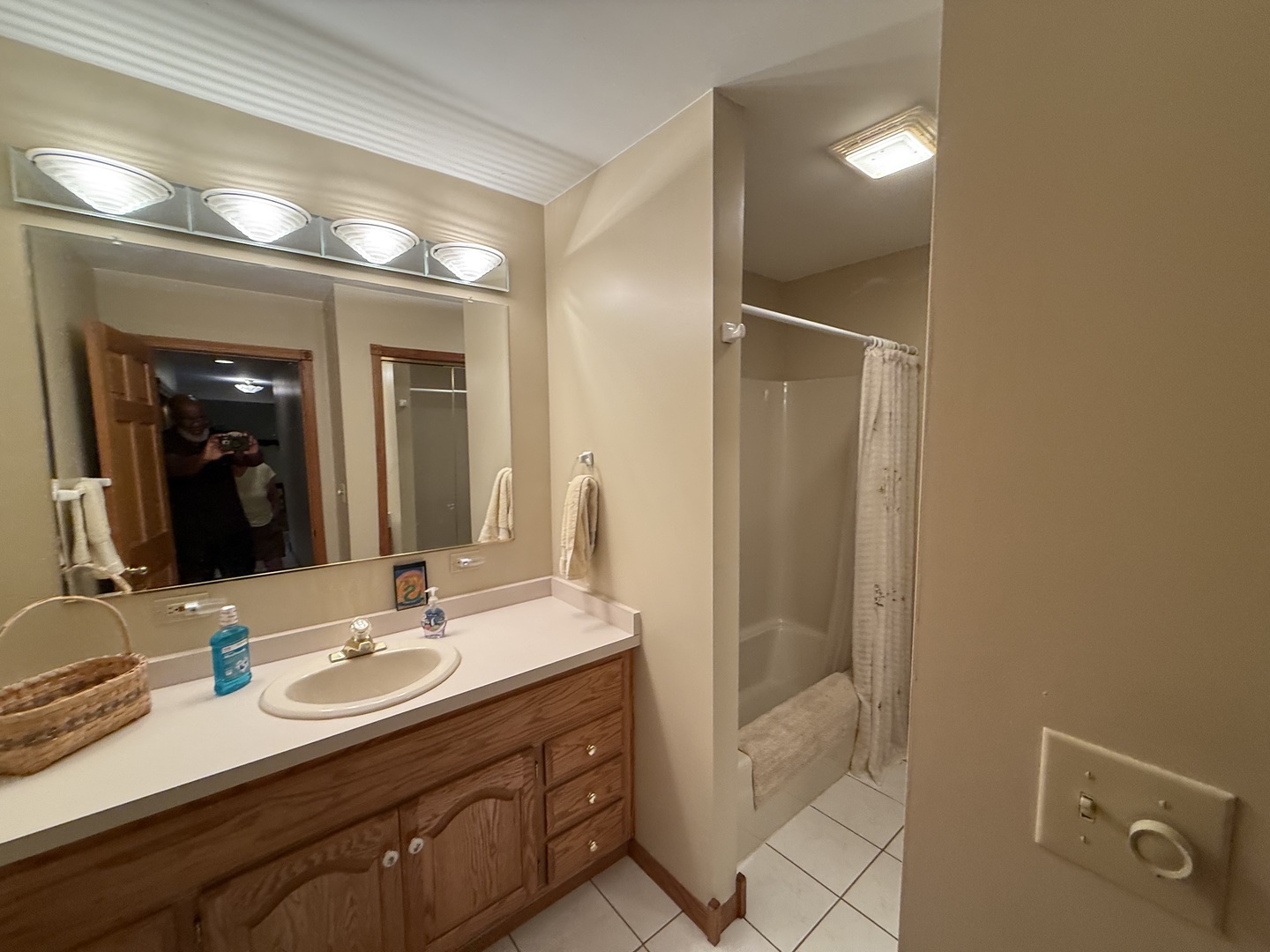 3940 Gloucester Drive Property Photo 22