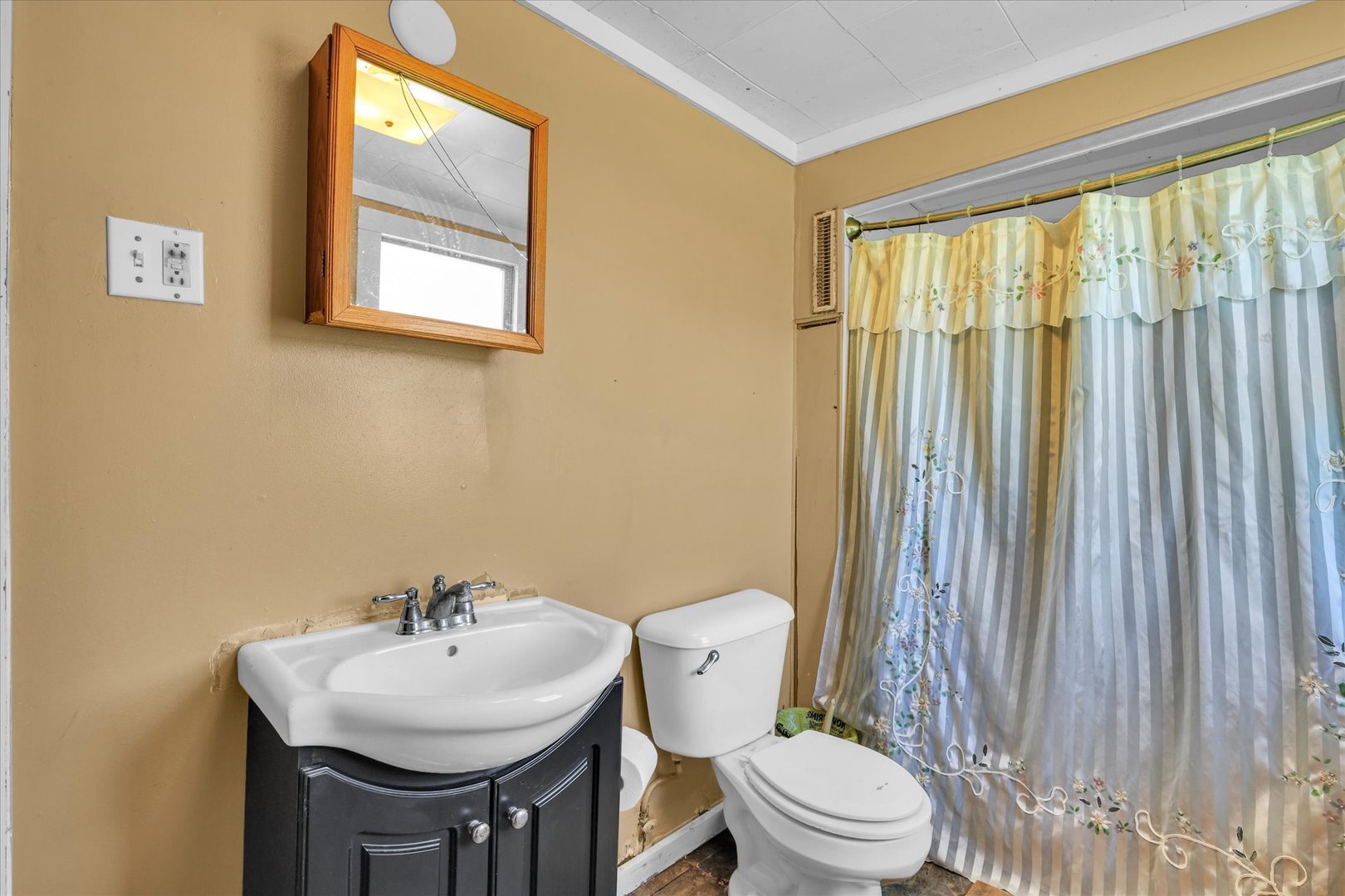 422 N Evergreen Street Property Photo 12