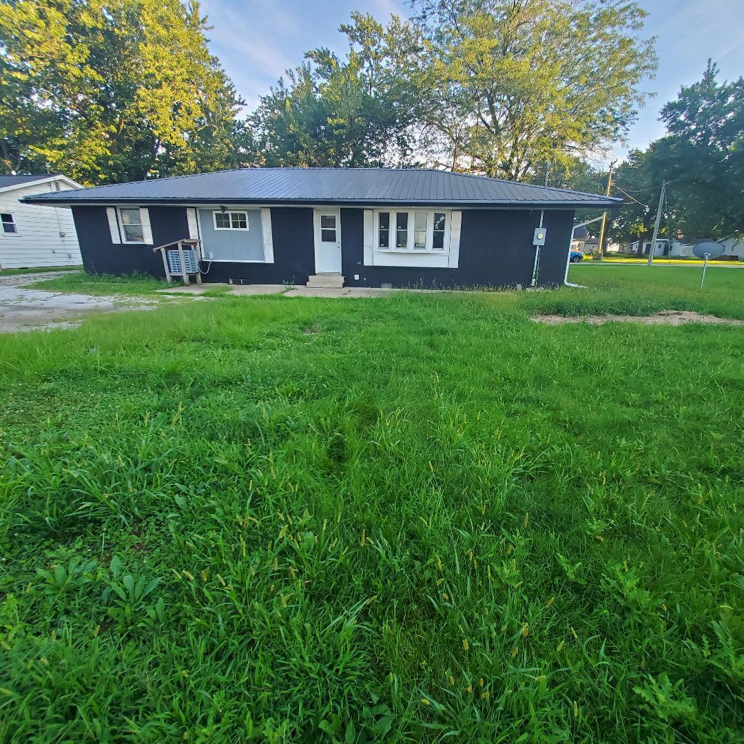 204 3rd Street Property Photo 5