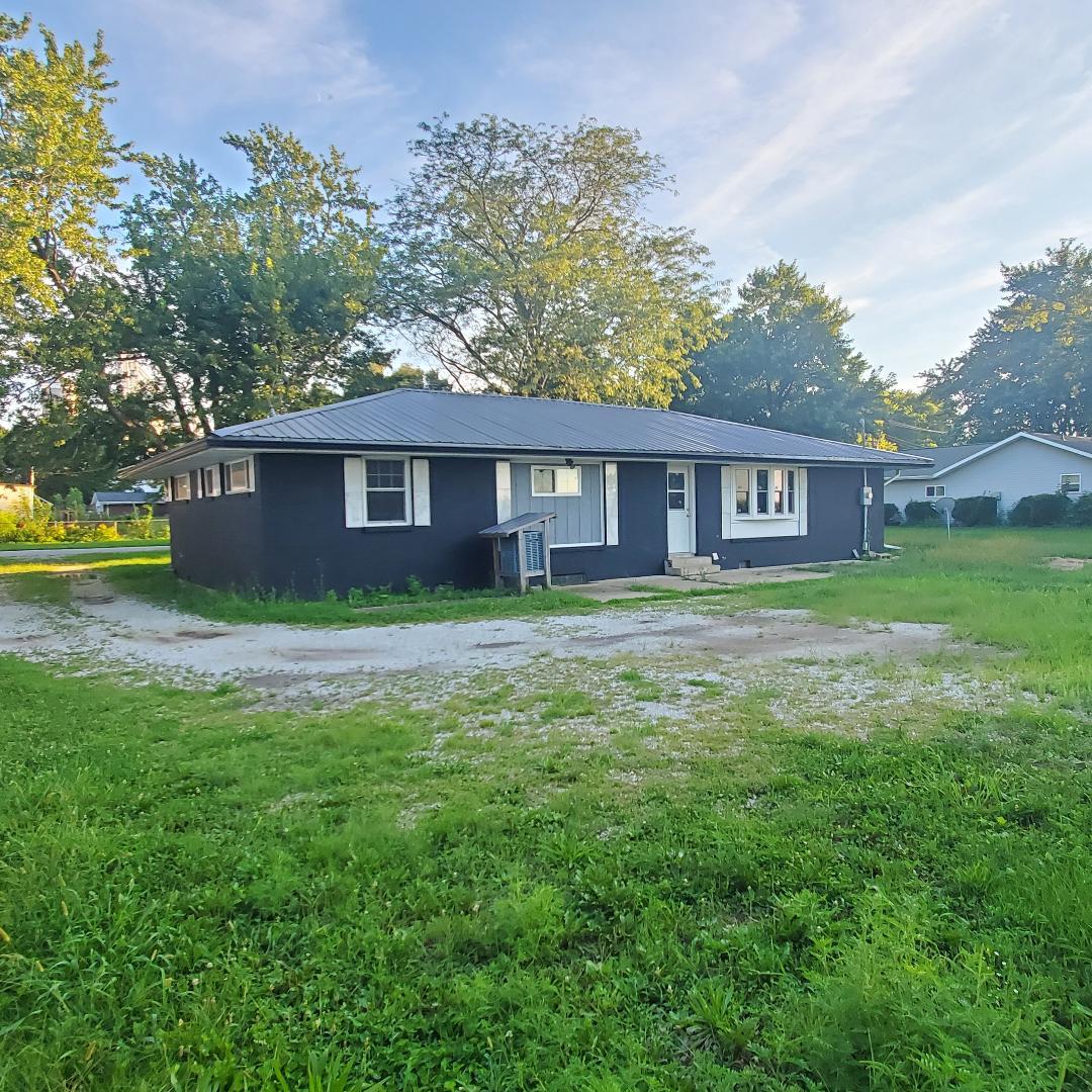 204 3rd Street Property Photo 6