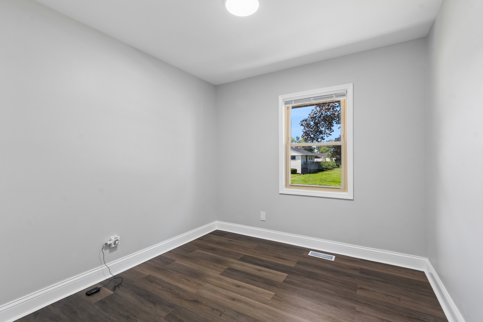 291 Clyde Avenue Property Photo 12