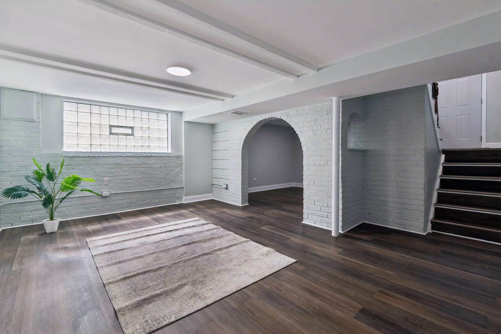 291 Clyde Avenue Property Photo 14