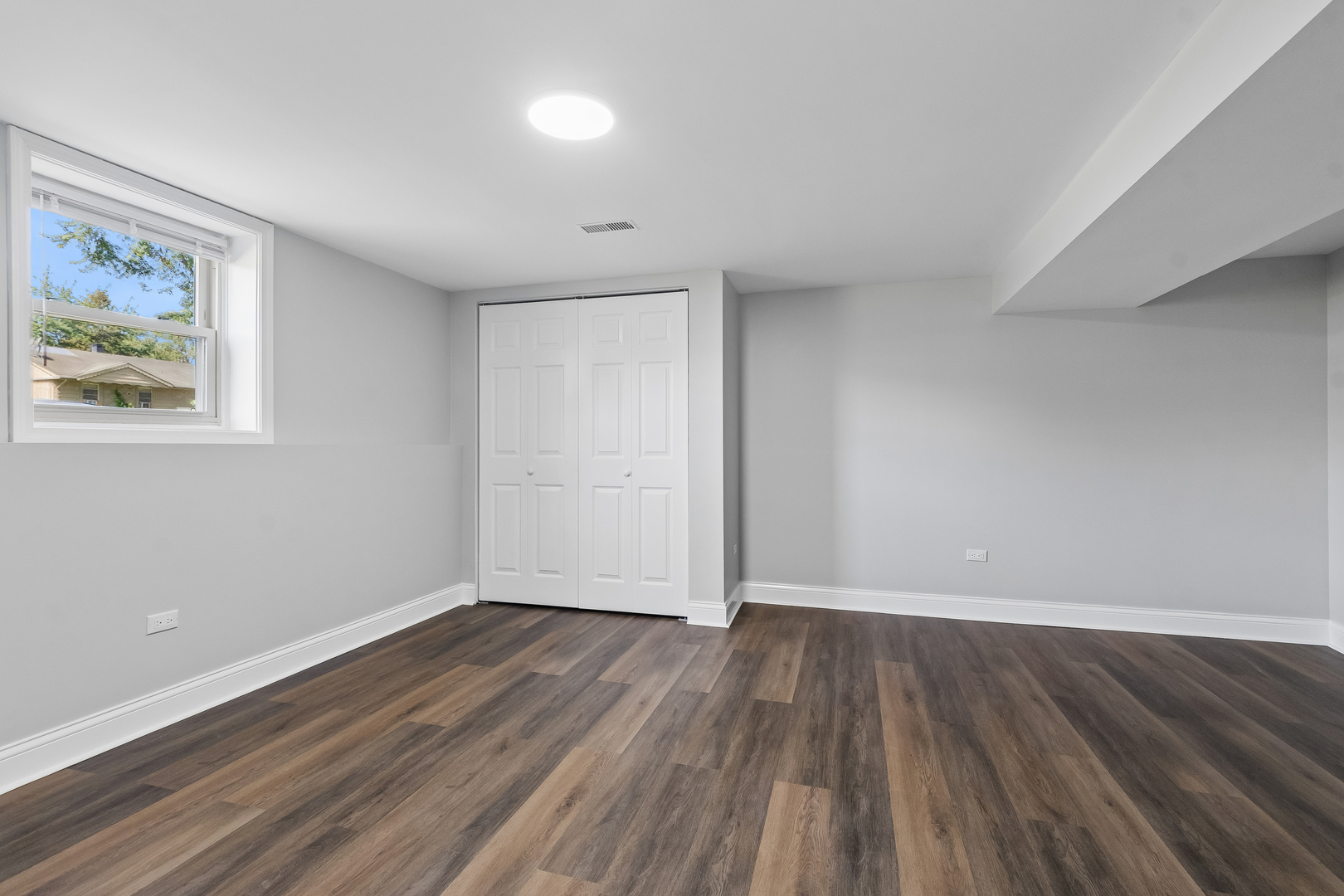 291 Clyde Avenue Property Photo 17