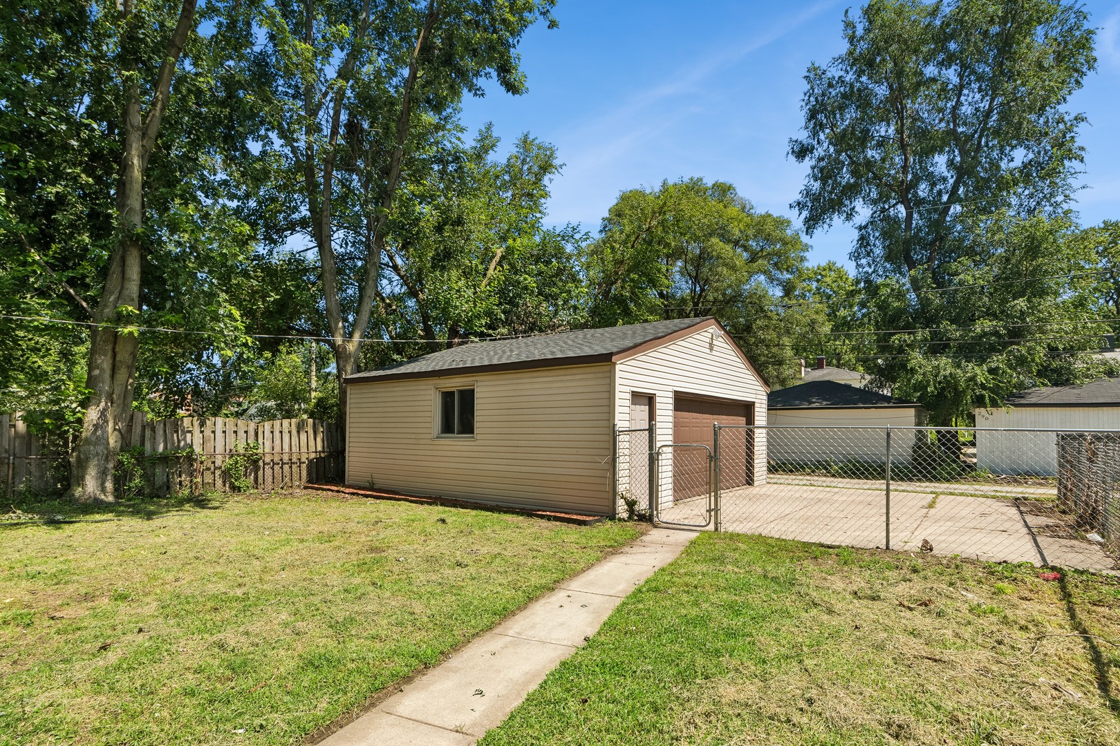 291 Clyde Avenue Property Photo 19