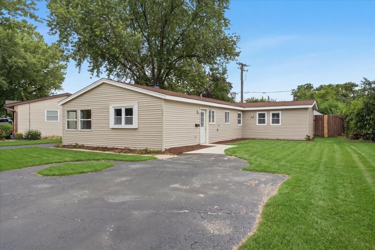 693 Minerva Avenue Property Photo 1