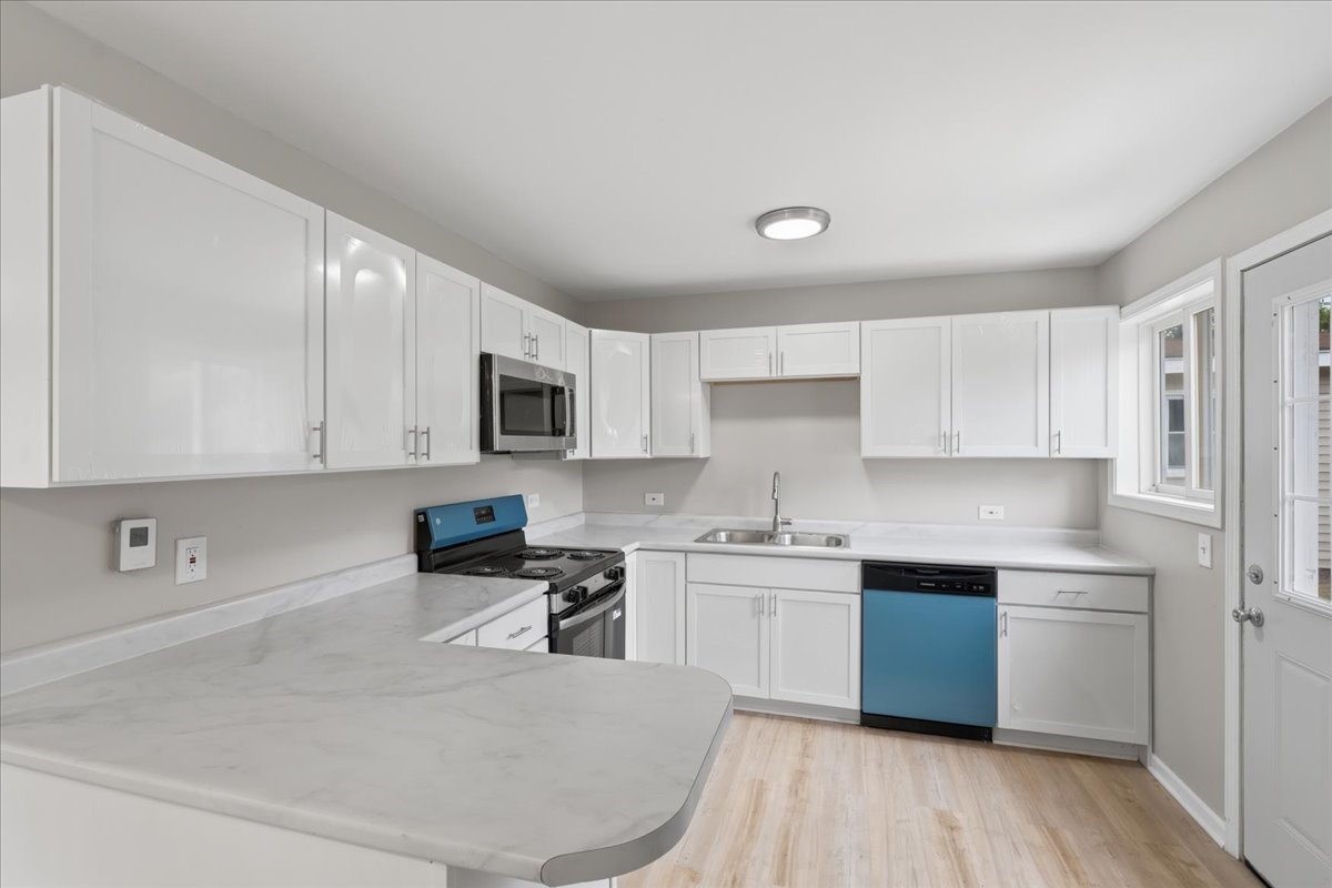 693 Minerva Avenue Property Photo 14