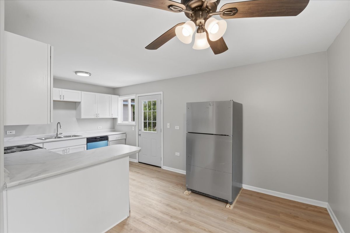 693 Minerva Avenue Property Photo 17