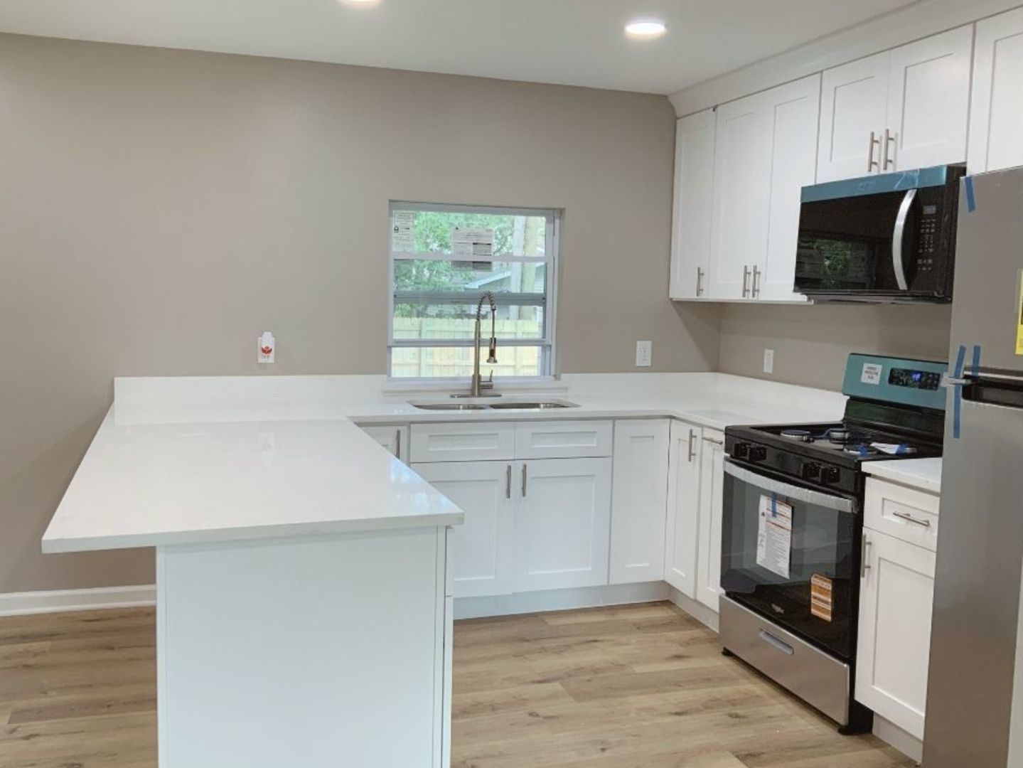 536 Irving Place Property Photo 10
