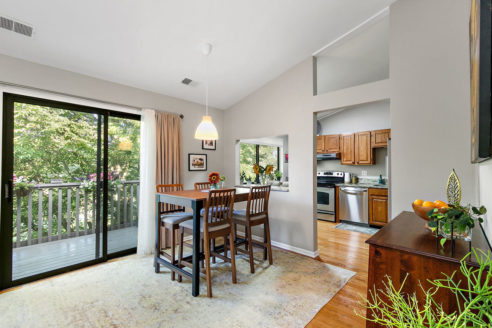 1290 Oak Hill Road B Property Photo 6