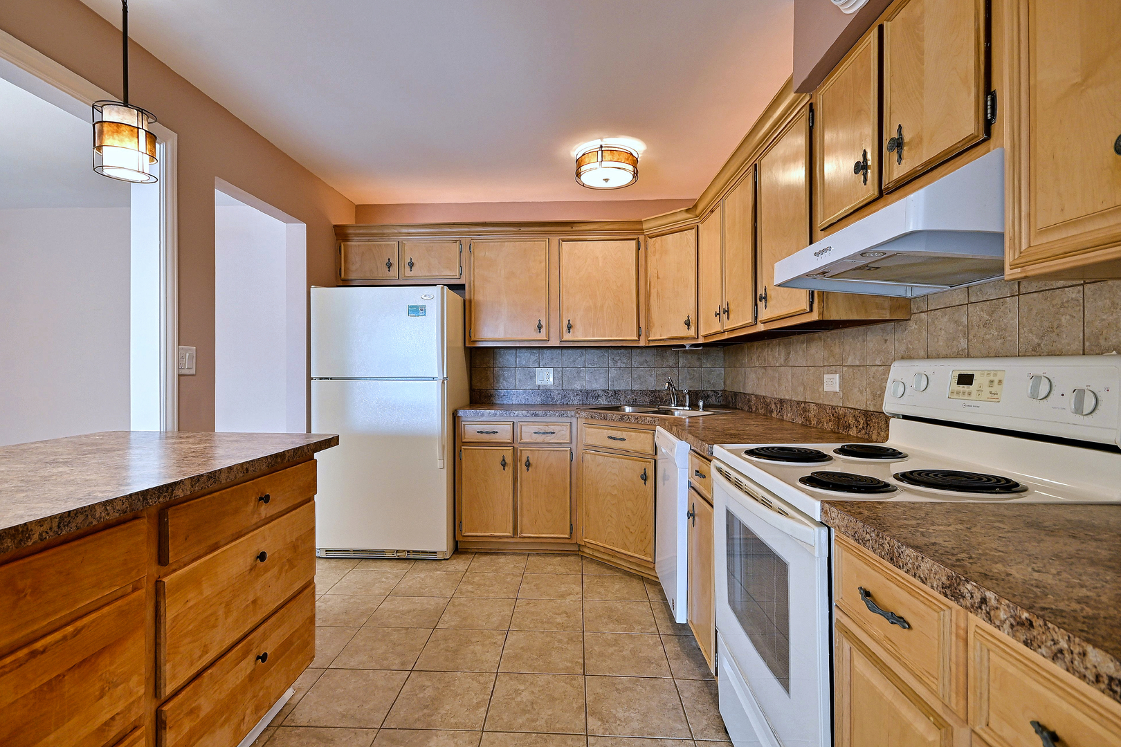 850 S Lorraine Road 3e Property Photo 4