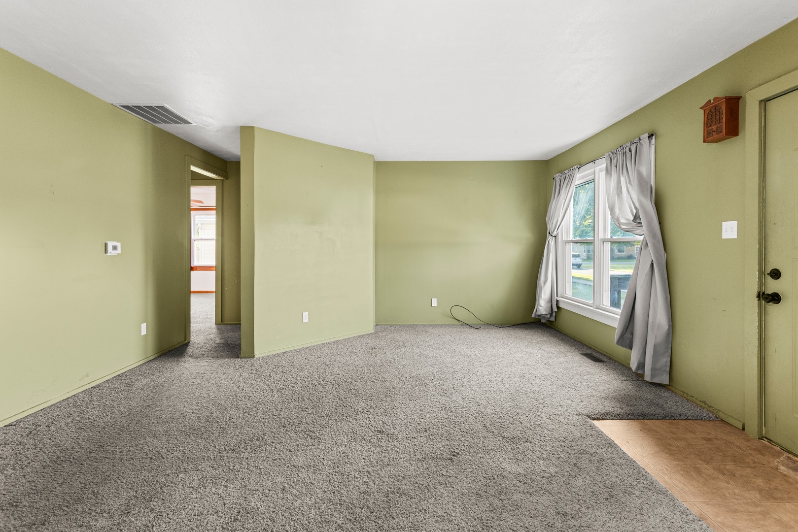 602 E Van Allen Street Property Photo 8