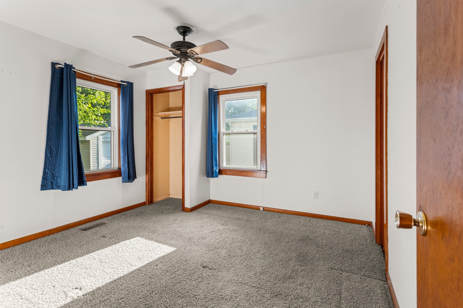 602 E Van Allen Street Property Photo 19