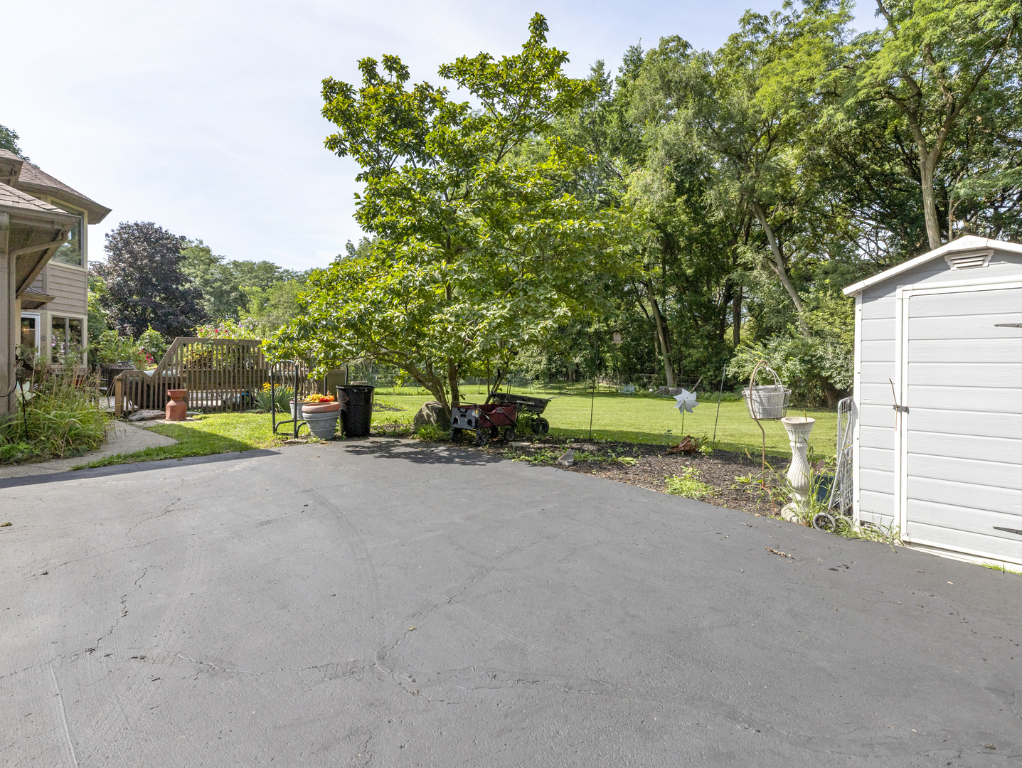 7701 Old Post Road Property Photo 14
