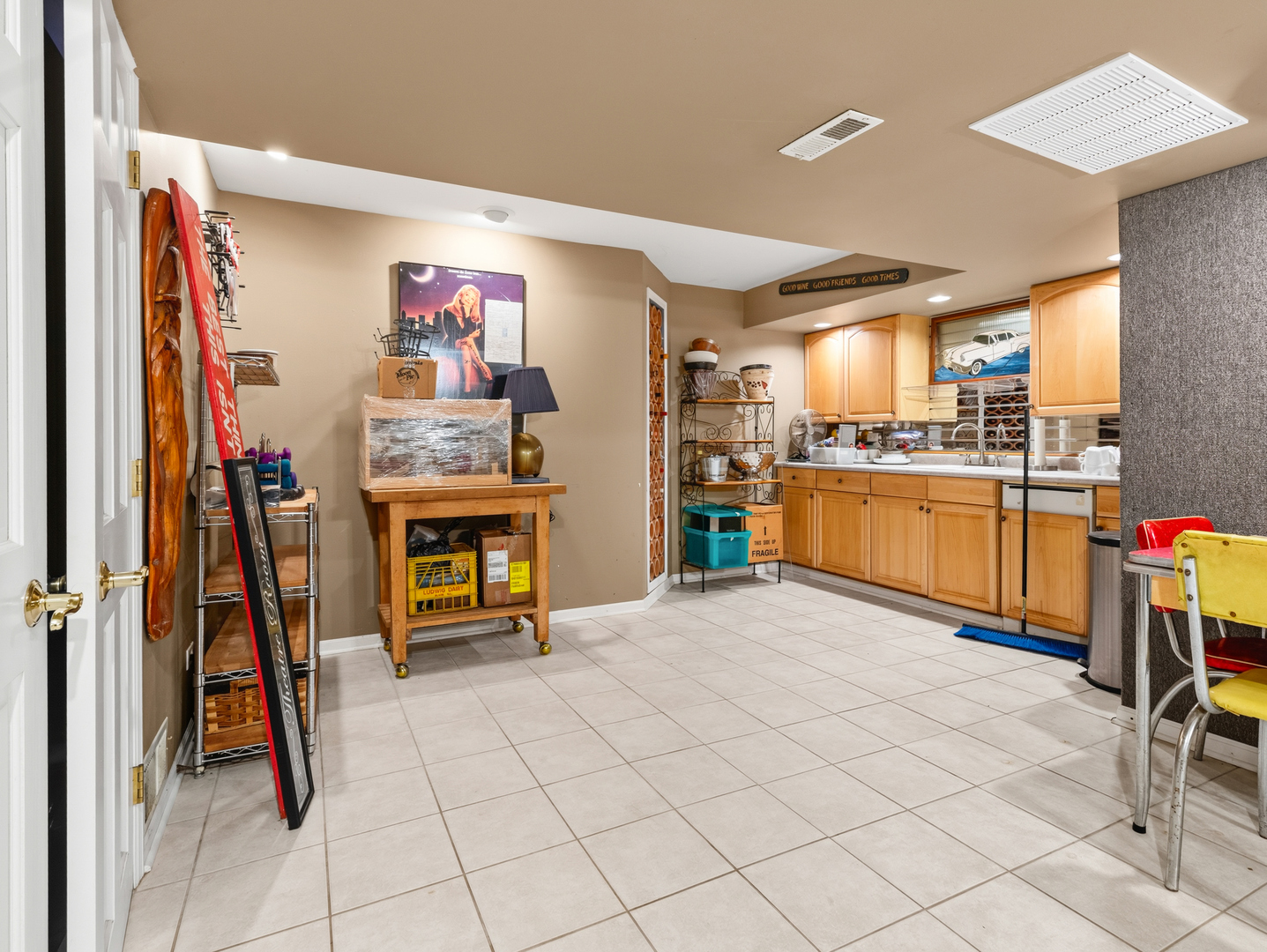 7701 Old Post Road Property Photo 44
