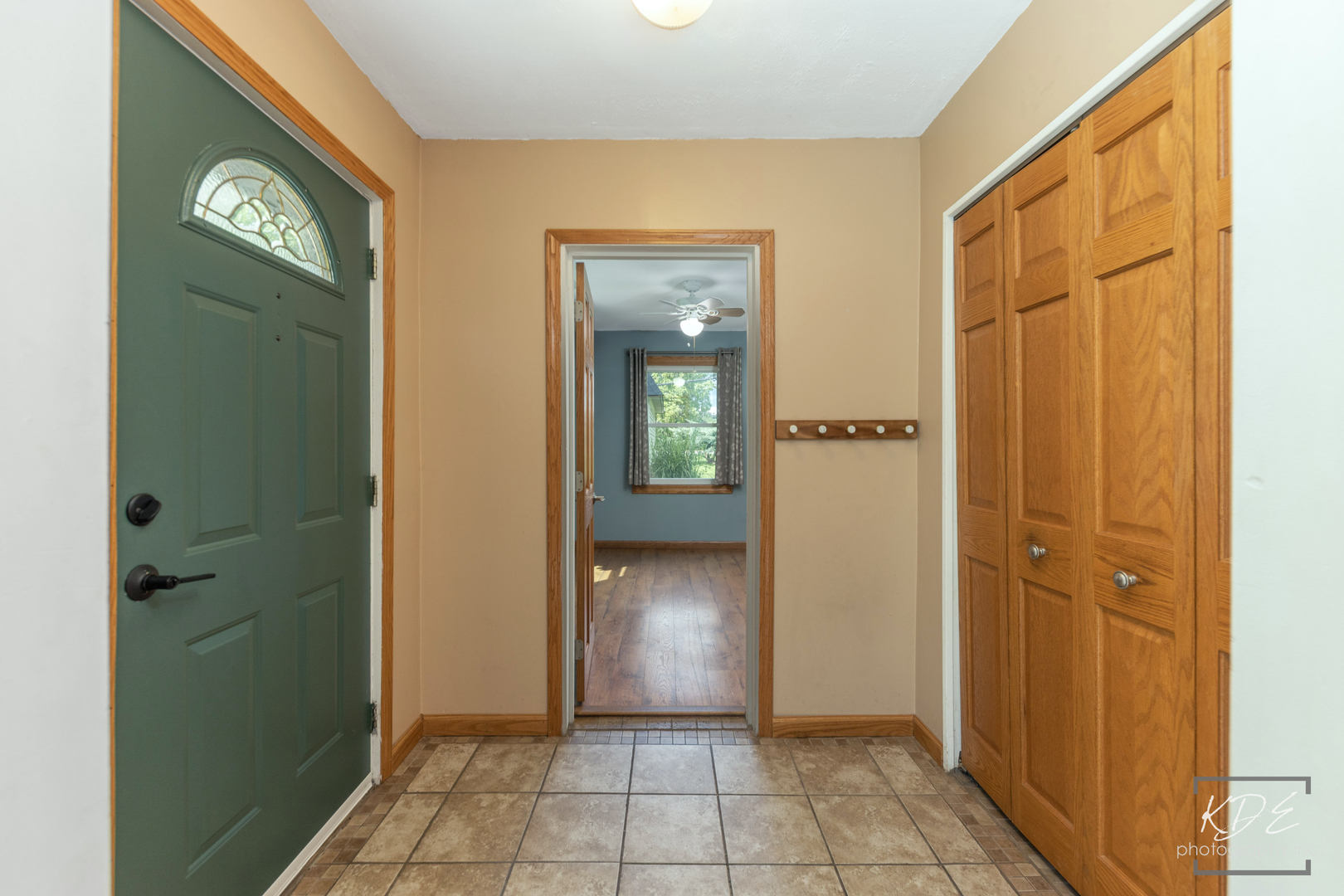 1912 Burlington Avenue Property Photo 4