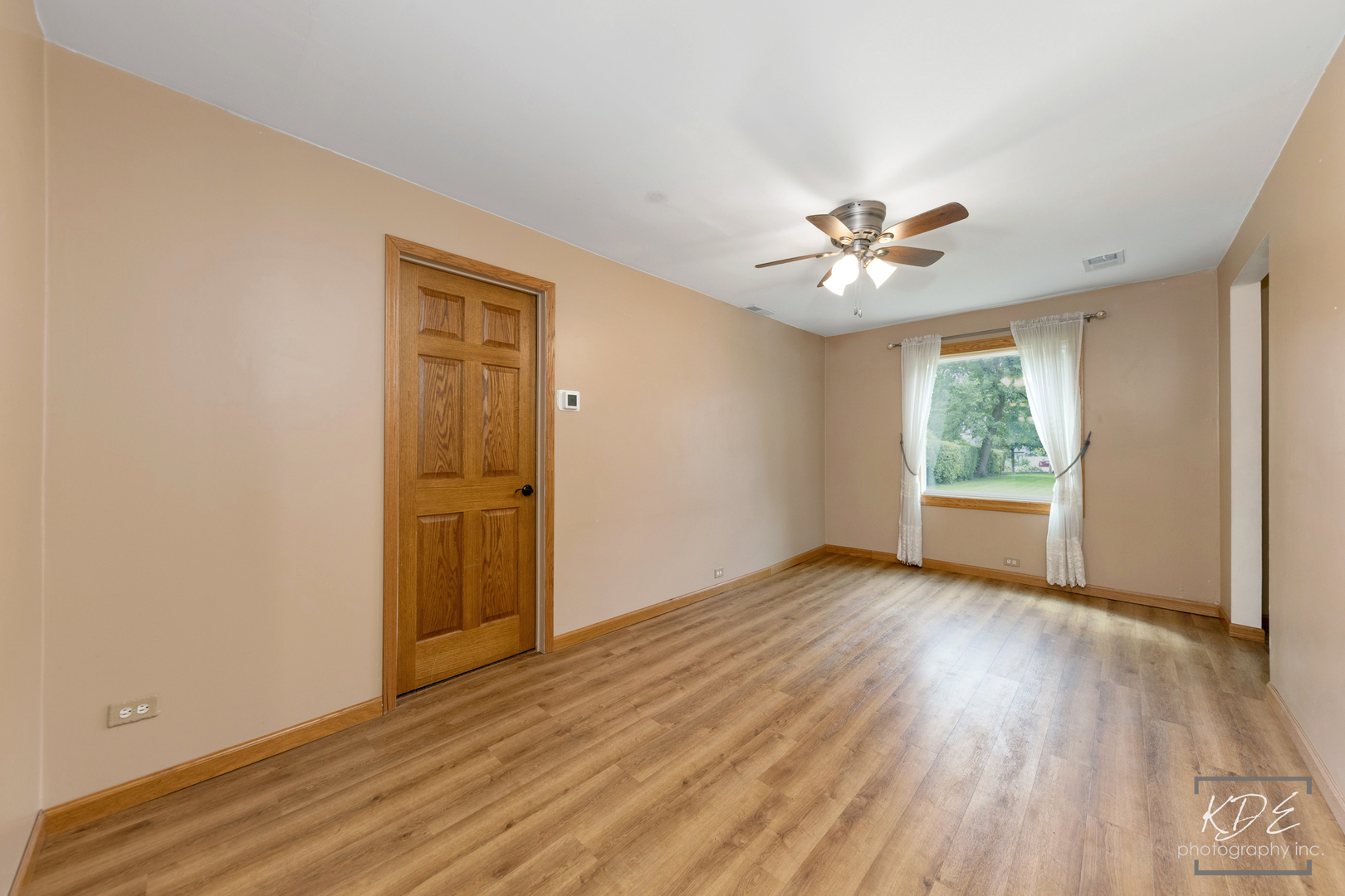 1912 Burlington Avenue Property Photo 8