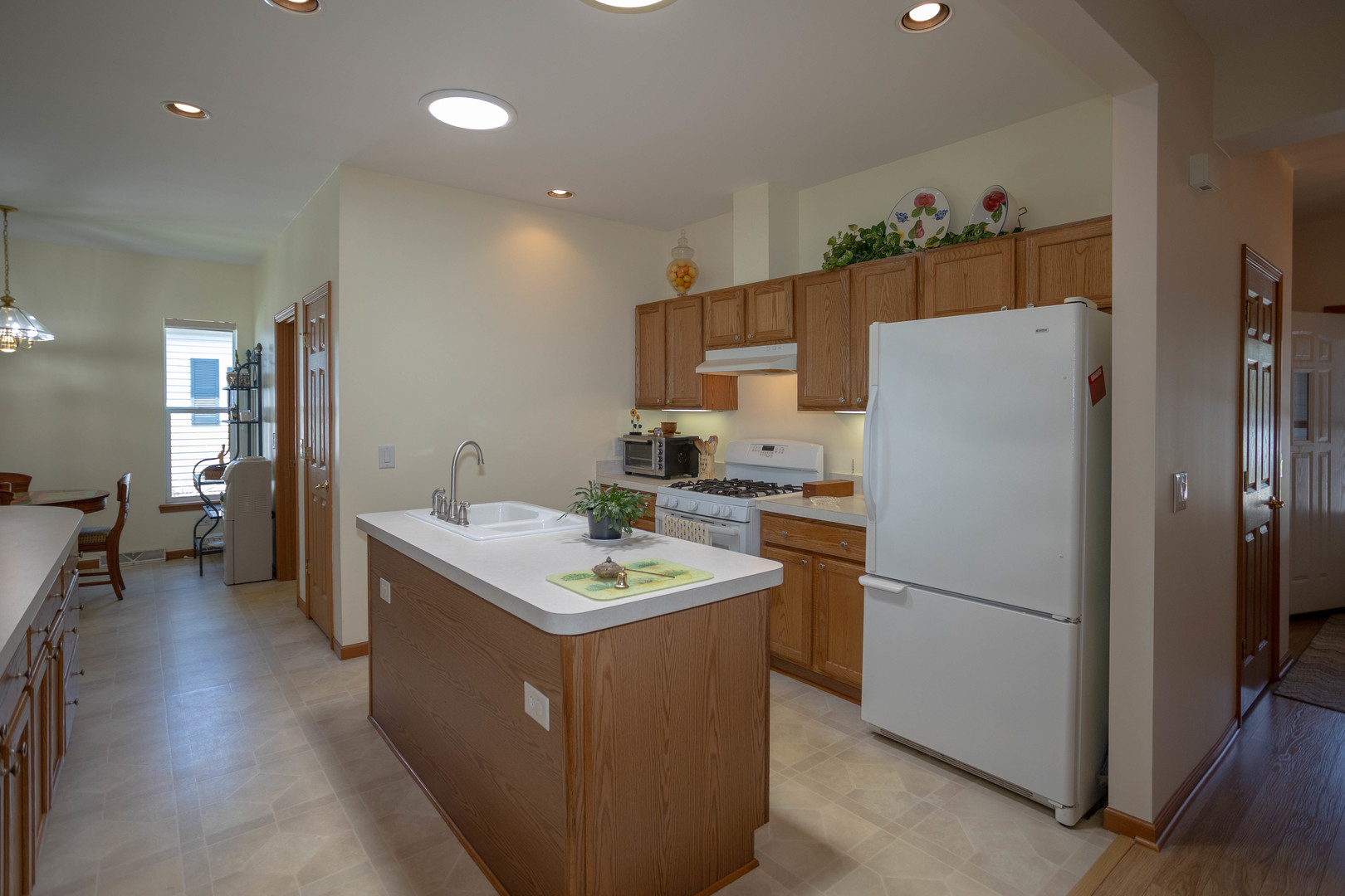 212 Rodeo Drive 2179 Property Photo 7