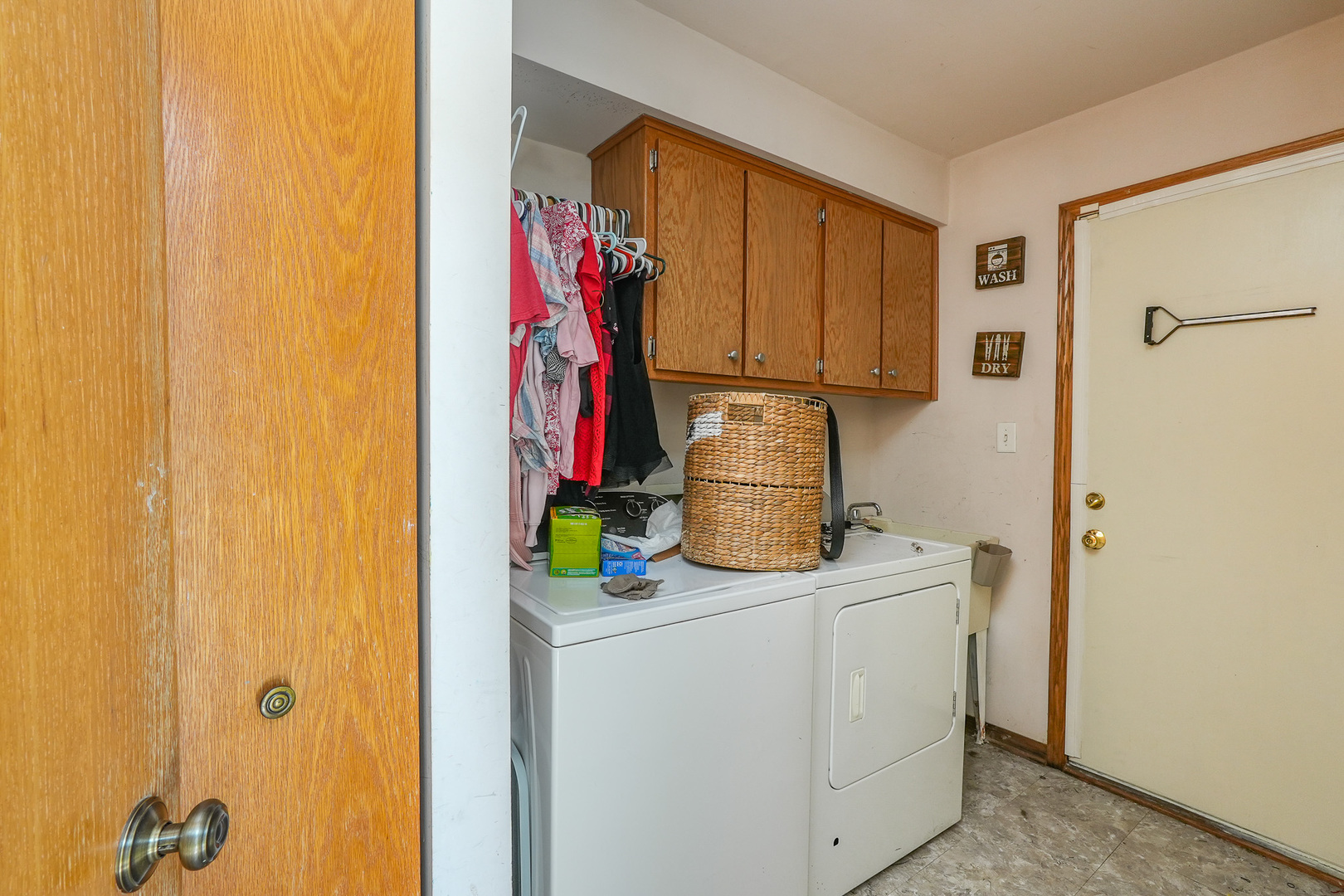 625 Enclave Lane Property Photo 14