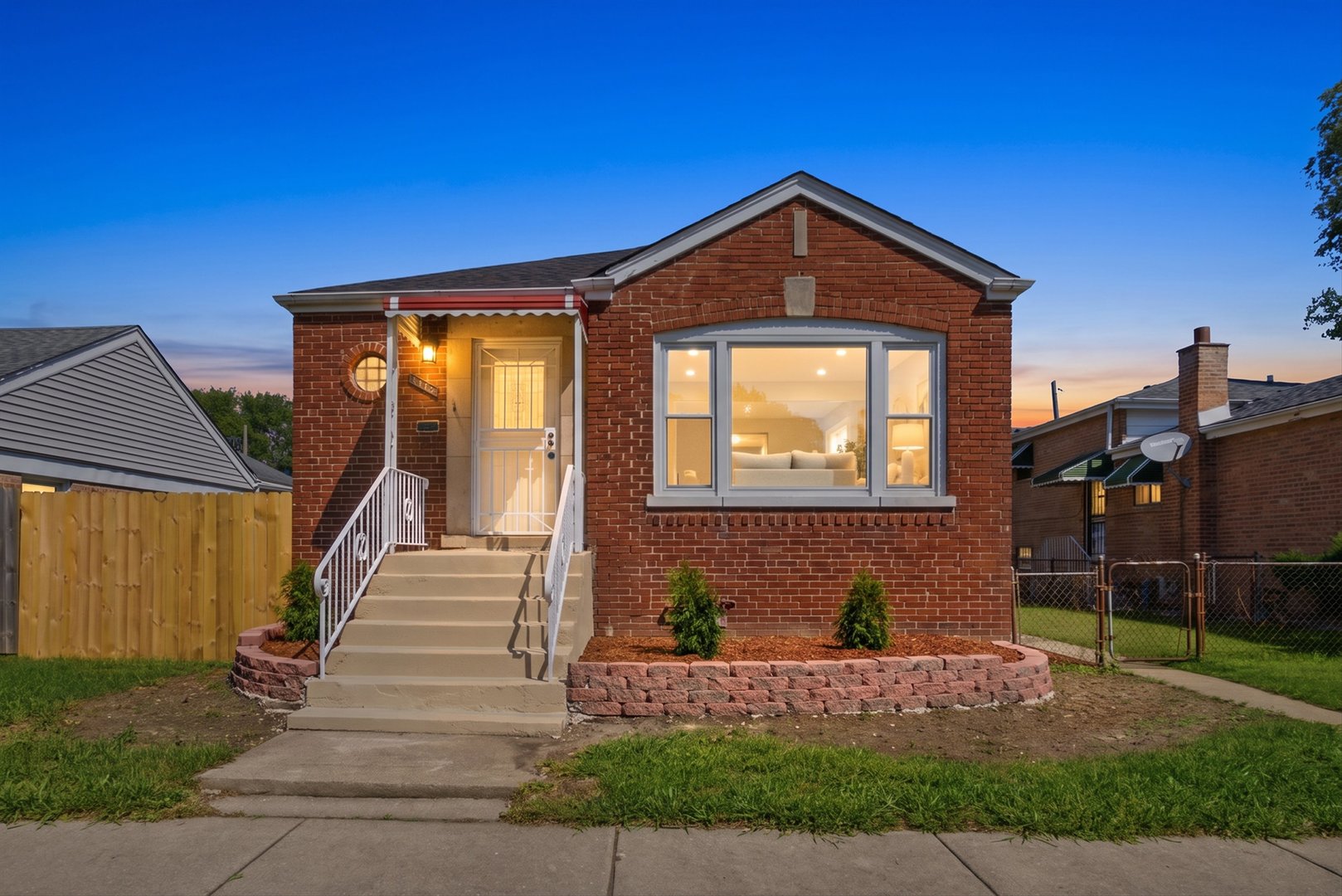 334 W 101st Place Property Photo 1