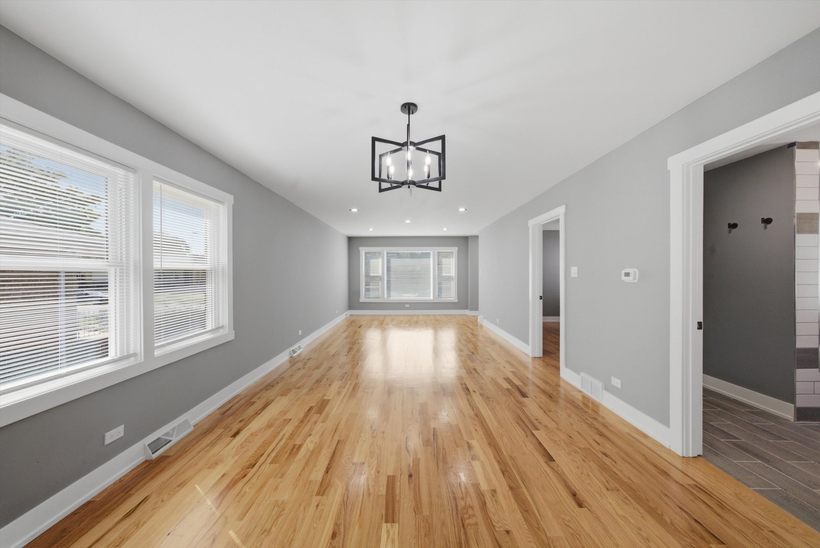 334 W 101st Place Property Photo 10