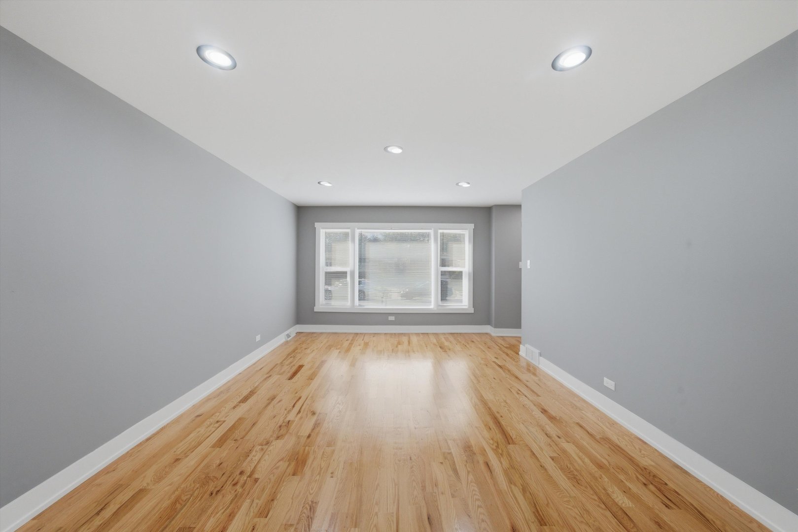 334 W 101st Place Property Photo 17