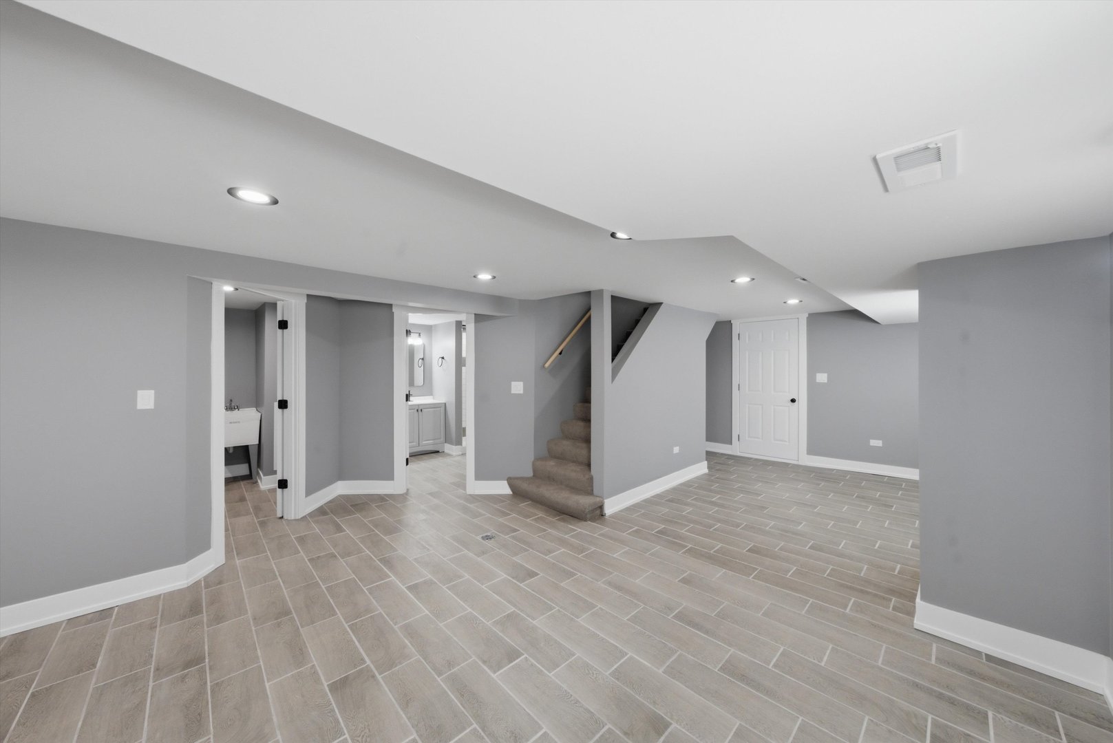 334 W 101st Place Property Photo 25