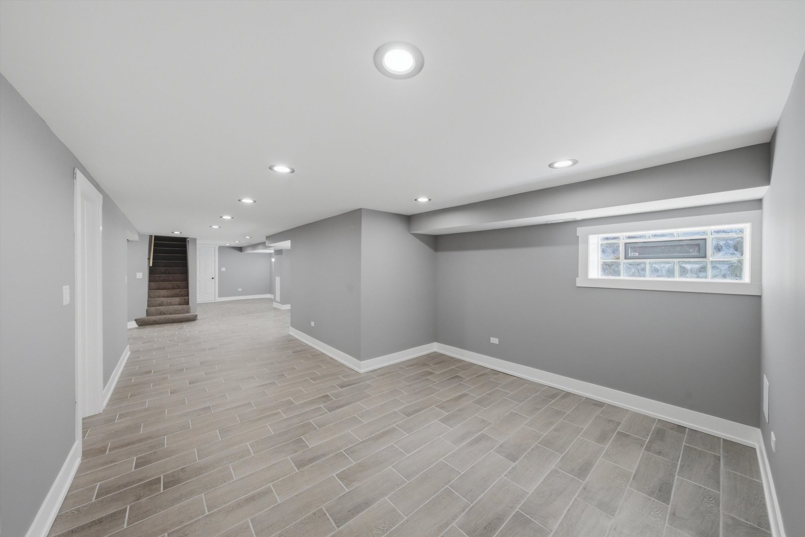 334 W 101st Place Property Photo 28