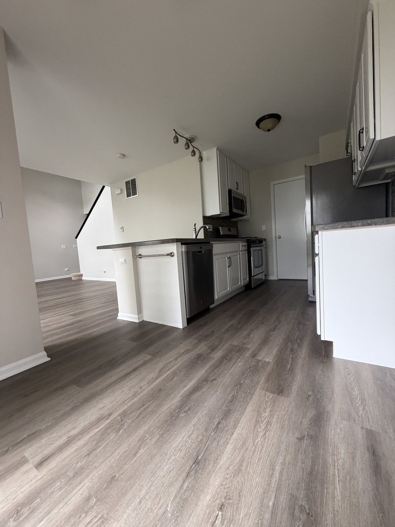 9913 Thornton Way Property Photo 3