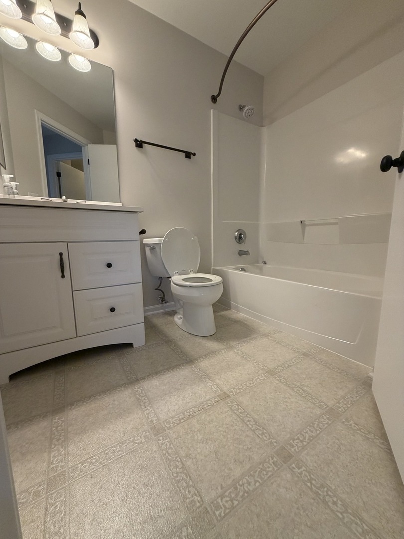 9913 Thornton Way Property Photo 6
