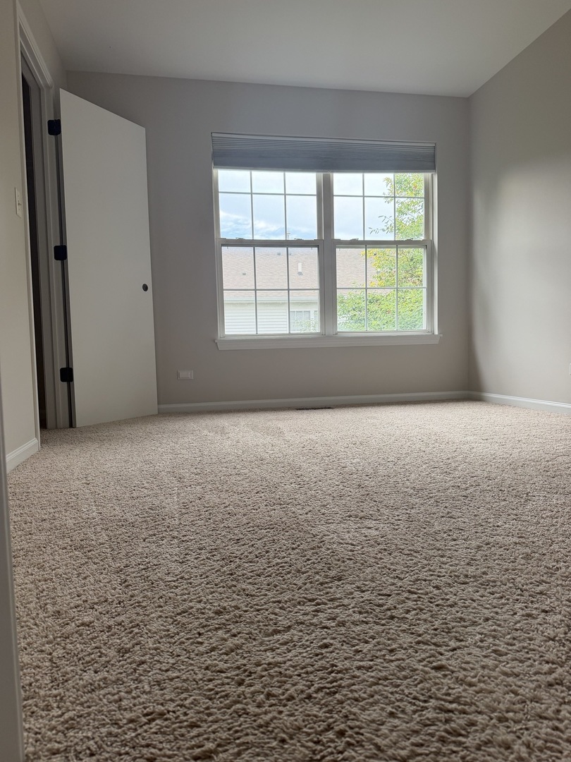 9913 Thornton Way Property Photo 7