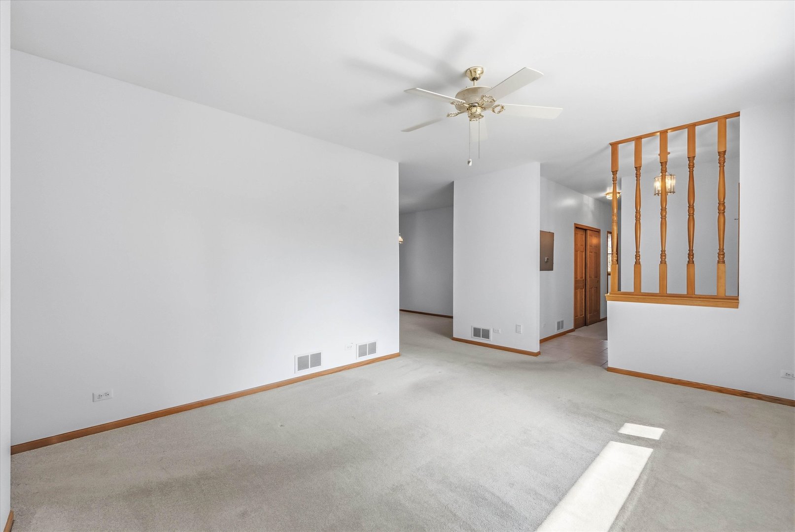 341 Old Darby Lane Property Photo 4