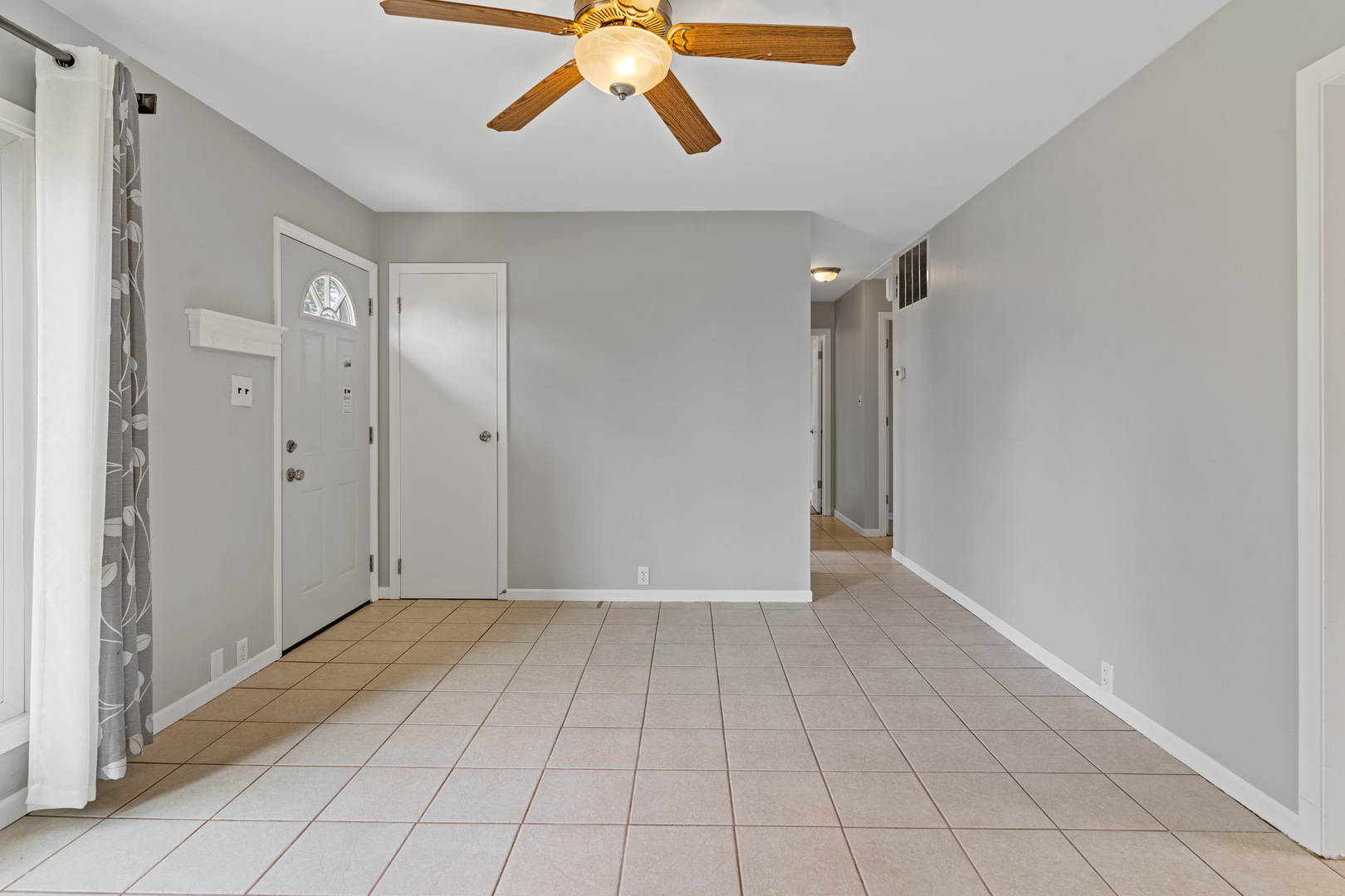 302 Healy Avenue Property Photo 3