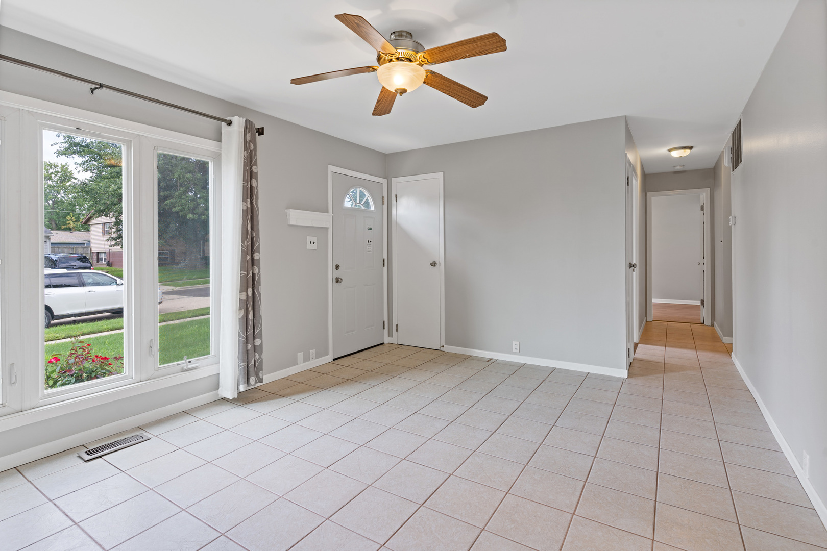302 Healy Avenue Property Photo 6